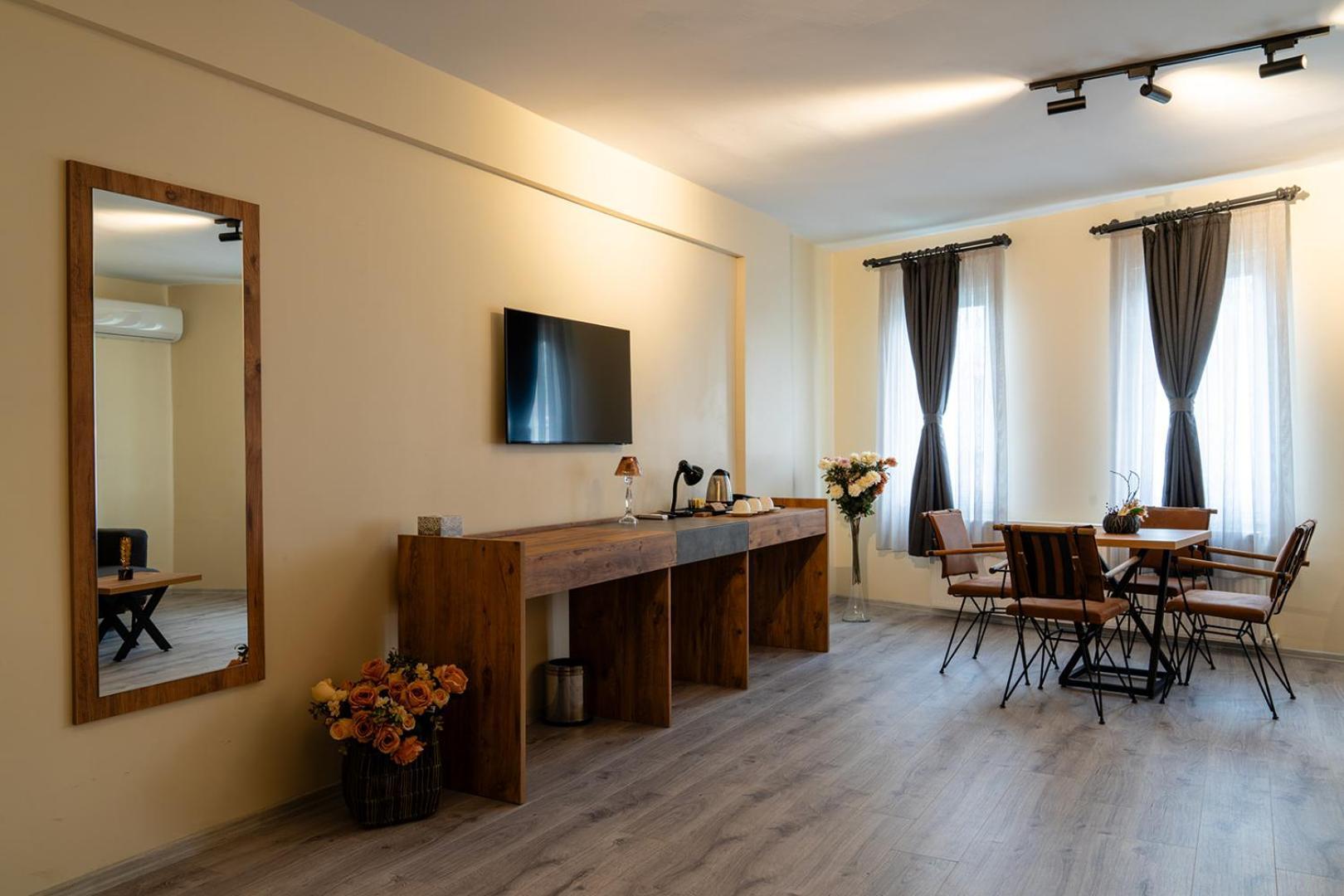 Hotel Grand 464 *